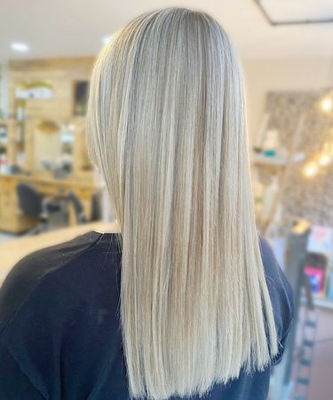 HIGHLIGHTS AT NOTTINGHAM'S BEST HAIR COLOUR SALON HIGHLIGHTS AT NOTTINGHAM'S BEST HAIR COLOUR SALON