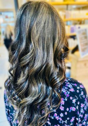 Caramel-highlights-on-brunette-hair-at-top-Nottingham-hairdressers