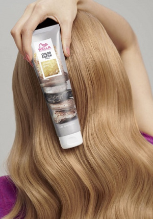 EXPRESS-HAIR-COLOUR-AT-jACKS-BUCKLEY-HAIRDRESSERS-NOTTINGHAM
